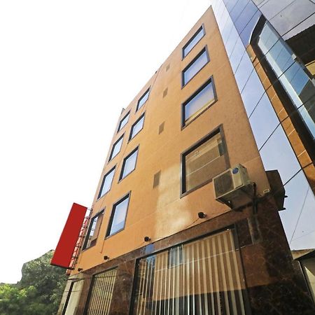 Hotel Paragon Suites New Delhi Ngoại thất bức ảnh